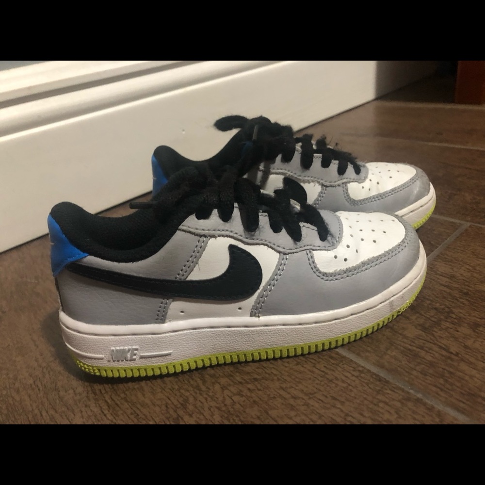Nike sneakers for toddler